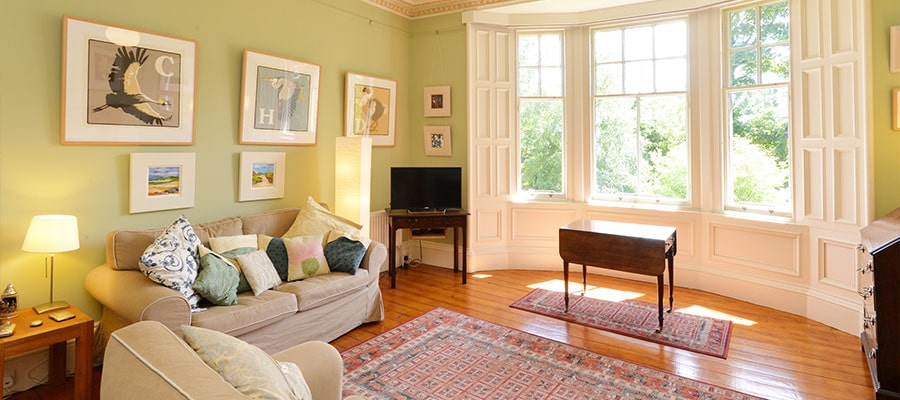 5 Glenisla Gardens living room