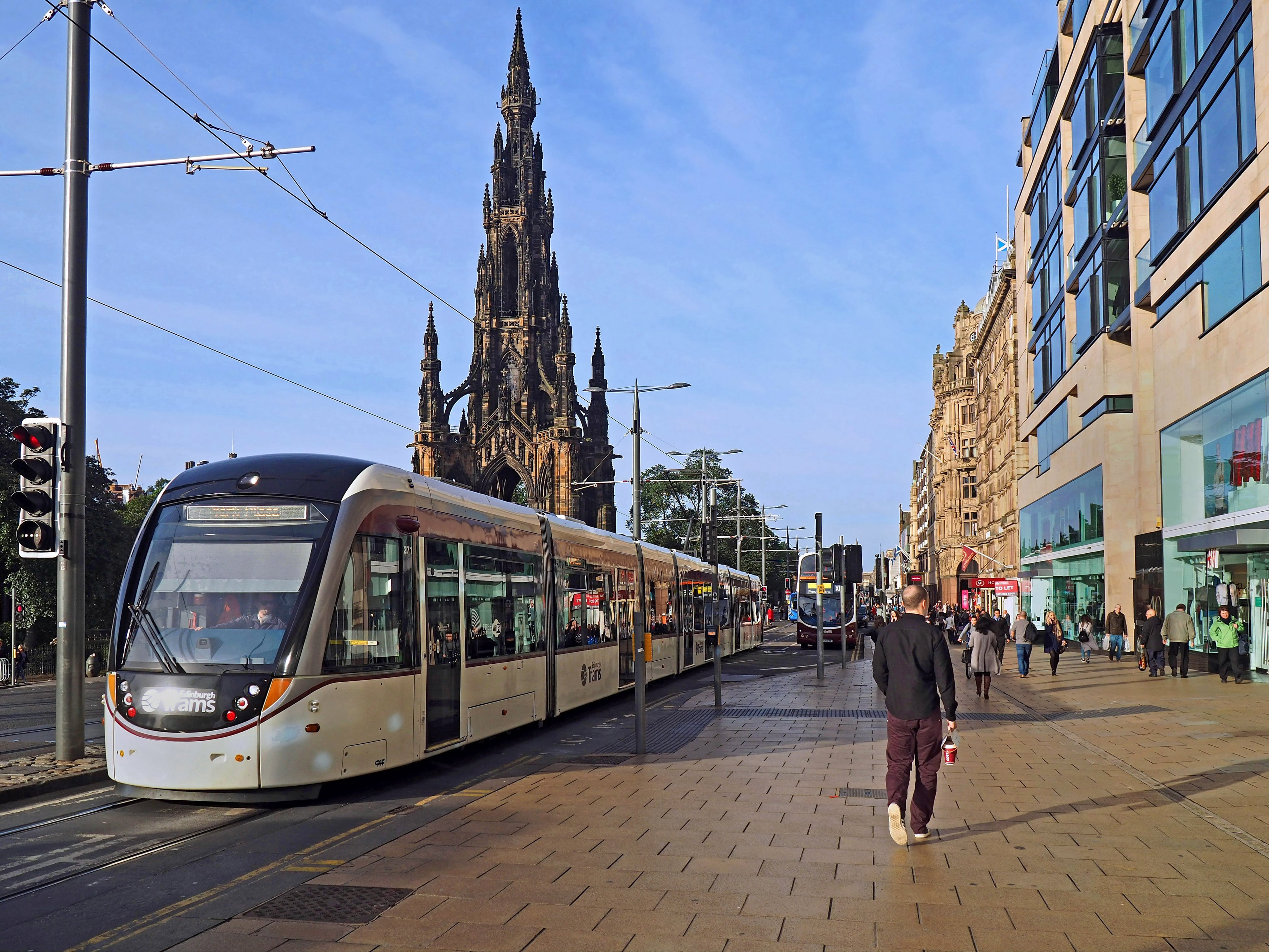 Edinburgh trams on Princes Street, Scott Monument